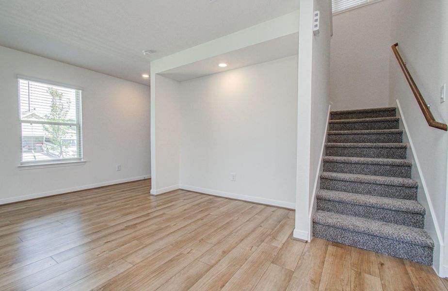 Spacious, unfurnished interior of a new home in , Hockley (Image 31).