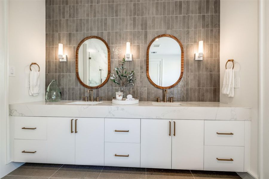 * Est Comp 6/30/26 ** PHOTO OF MODEL HOME * SELECTIONS MAY VARY * PHOTOS MAY SHOW A SIMILAR FLOOR PLAN AND/OR UPGRADED/ALTERNATIVE FINISHES * Please use these photos as a guide ONLY * * Est Comp 6/30/26 ** PHOTO OF MODEL HOME * SELECTIONS MAY VARY * PHOTOS MAY SHOW A SIMILAR FLOOR PLAN AND/OR UPGRADED/ALTERNATIVE FINISHES * Please use these photos as a guide ONLY *