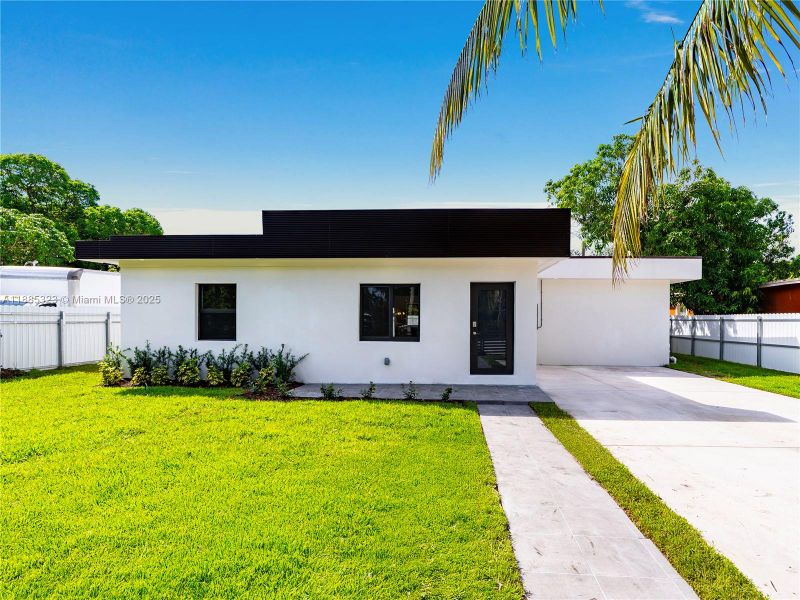 Image 24 of a home in .