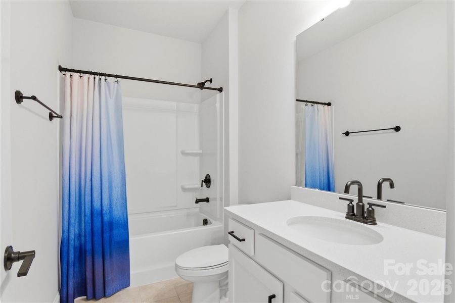 Bathroom for bedroom 2