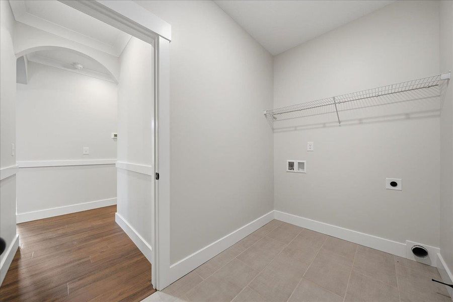Spacious, unfurnished interior of a new home in Sky View, Columbus (Image 23).