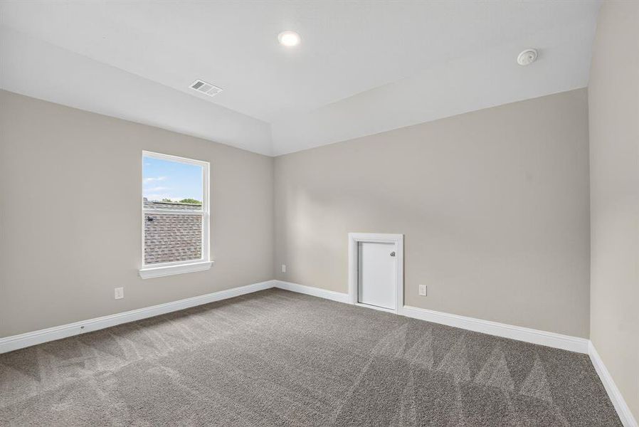 Spacious, unfurnished interior of a new home in Legacy Estates, Mansfield (Image 22). Spacious, unfurnished interior of a new home in Legacy Estates, Mansfield (Image 22).