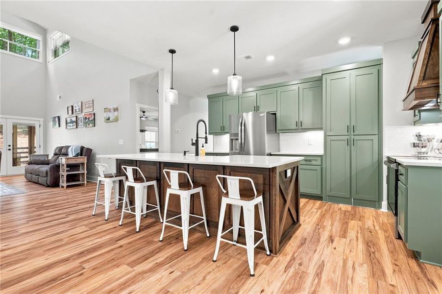 Furnished interior view inside a new home in , Jasper (Image 14).