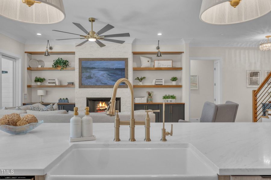 26-1120 Springdale Dr-19