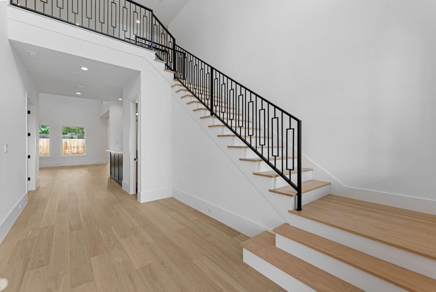 Spacious, unfurnished interior of a new home in , Houston (Image 40).