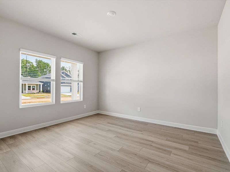 Spacious, unfurnished interior of a new home in Southwell Commons, Anderson (Image 7).