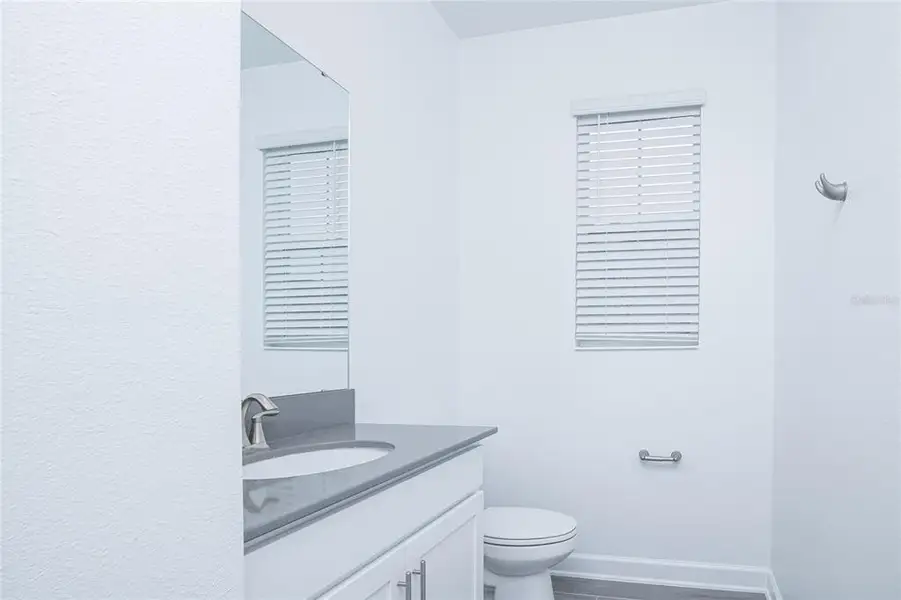 Furnished interior view inside a new home in , Orlando (Image 15).