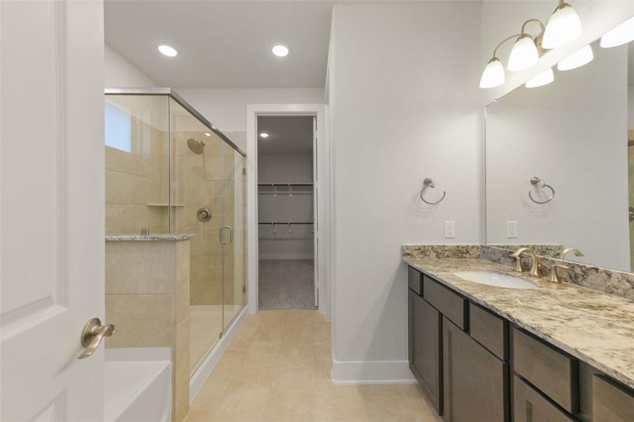 Furnished interior view inside a new home in Lago Mar, La Marque (Image 6).