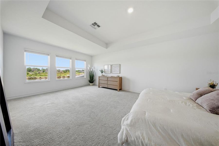 Spacious, unfurnished interior of a new home in Connerton, Land O' Lakes (Image 24).
