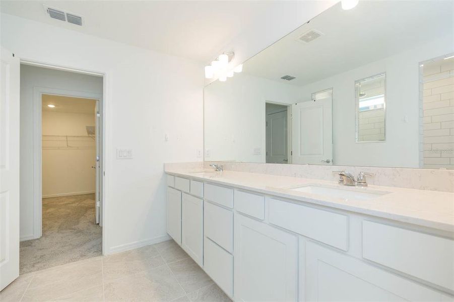 Furnished interior view inside a new home in Valri Forest, Valrico (Image 9). Furnished interior view inside a new home in Valri Forest, Valrico (Image 9).