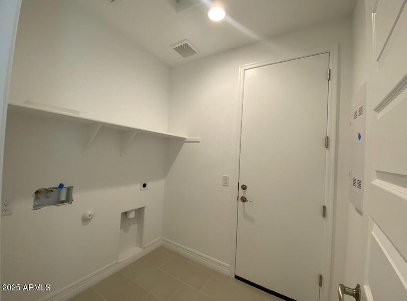 10217 W Fairmount Avenue