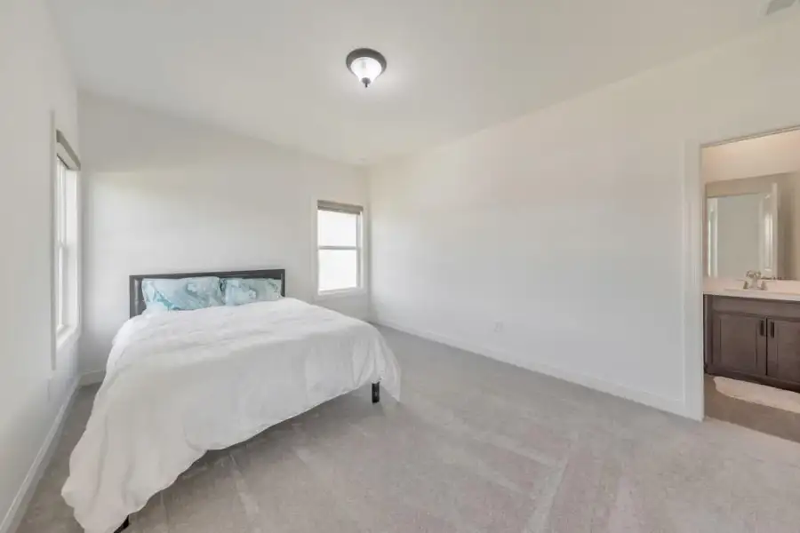 Furnished interior view inside a new home in , Woodstock (Image 44).