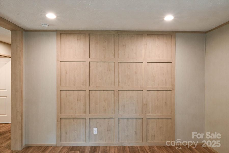 Image 23 of a home in .