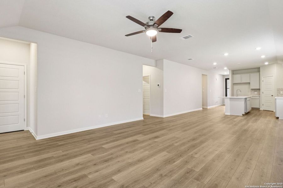 Spacious, unfurnished interior of a new home in Kallison Ranch, San Antonio (Image 36). Spacious, unfurnished interior of a new home in Kallison Ranch, San Antonio (Image 36).