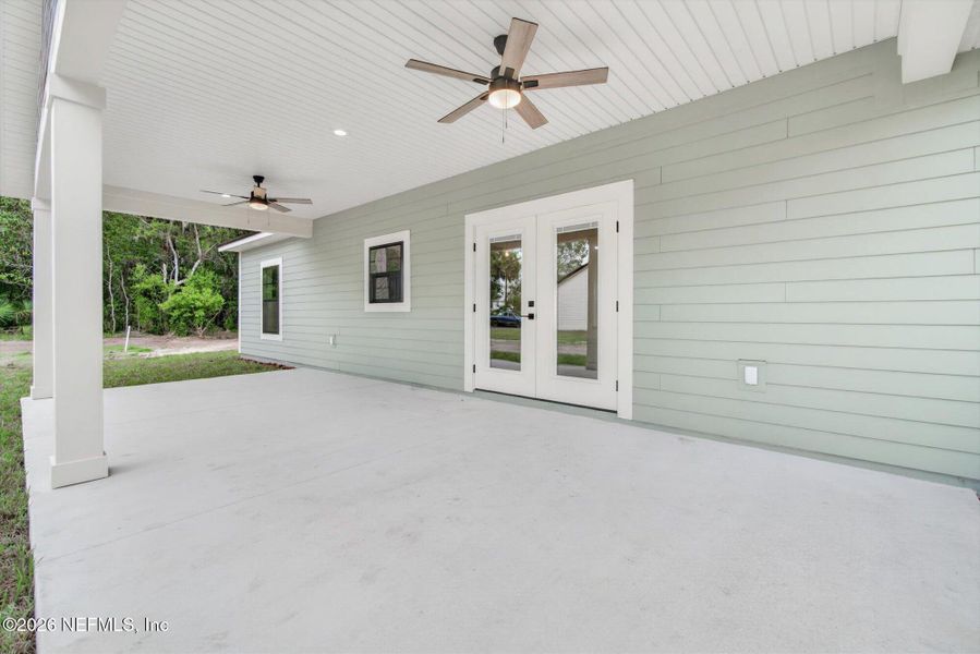 Exterior details and patio area of a home in , San Mateo (Image 4).