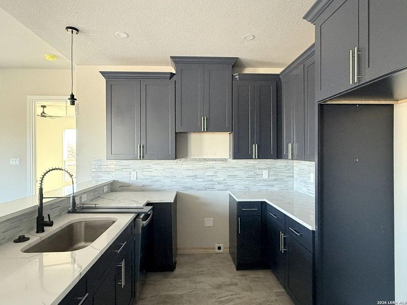 Image 14 of a home in .