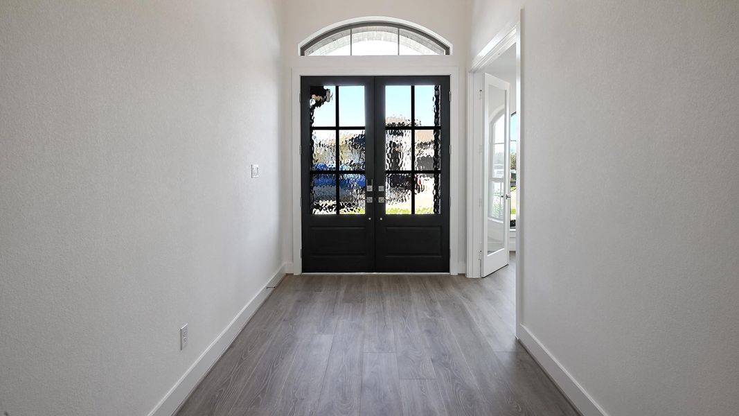Spacious, unfurnished interior of a new home in Juniper Springs, Lockhart (Image 13).