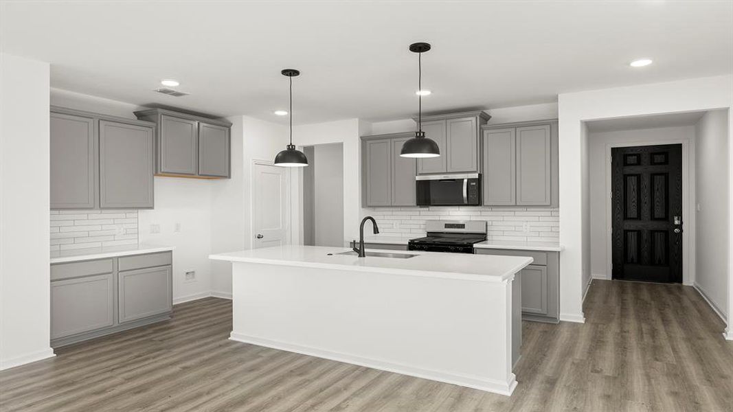 04. 2001 Bayfront - Kitchen (2)