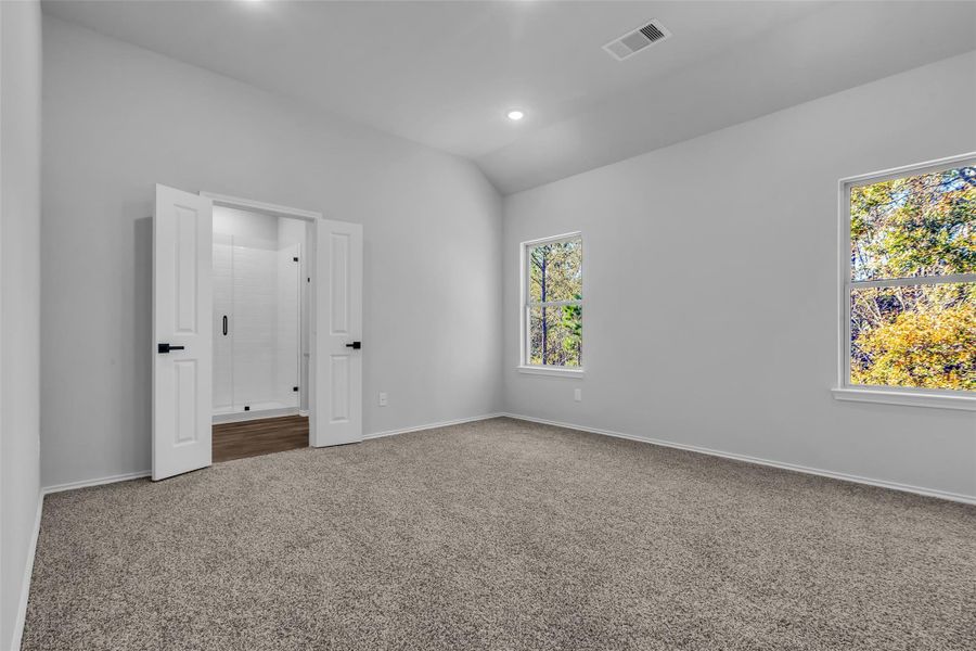 Spacious, unfurnished interior of a new home in , Cleveland (Image 27).