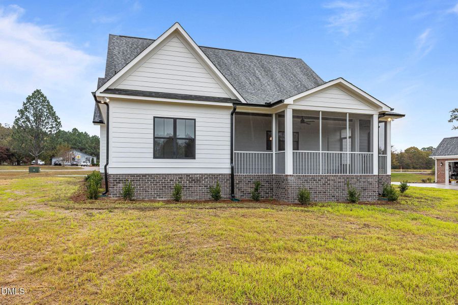 33-web-or-mls-AZ3A3752