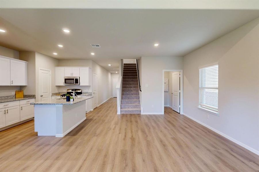 Image 36 of a home in Forest Park. Image 36 of a home in Forest Park.