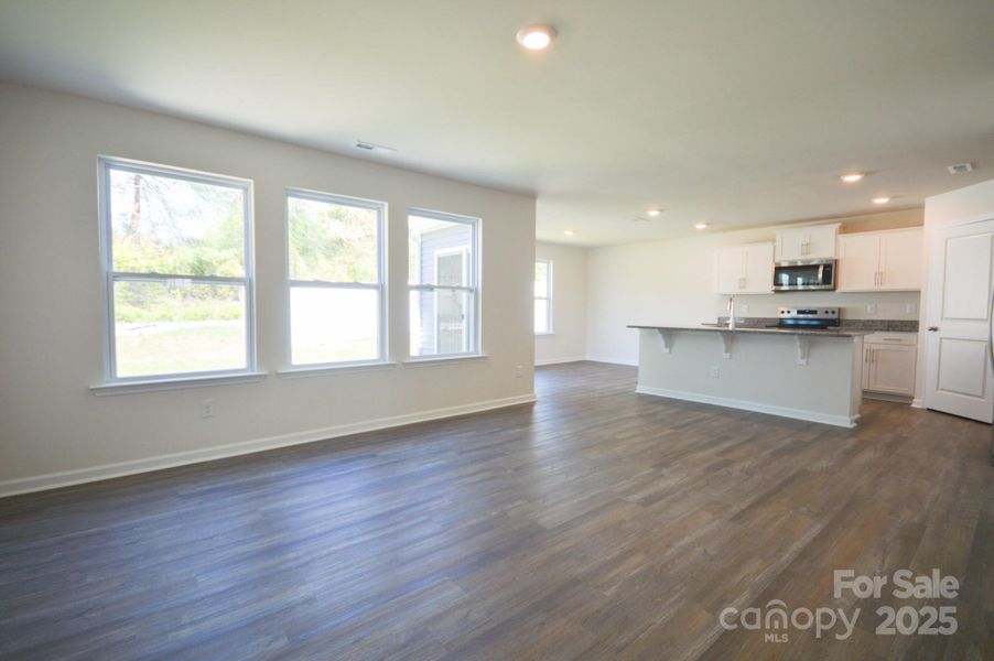 Photos are representative Photos are representative