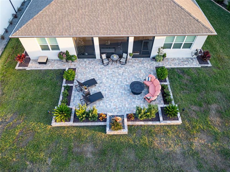 Exterior details and patio area of a home in , Ocala (Image 31).