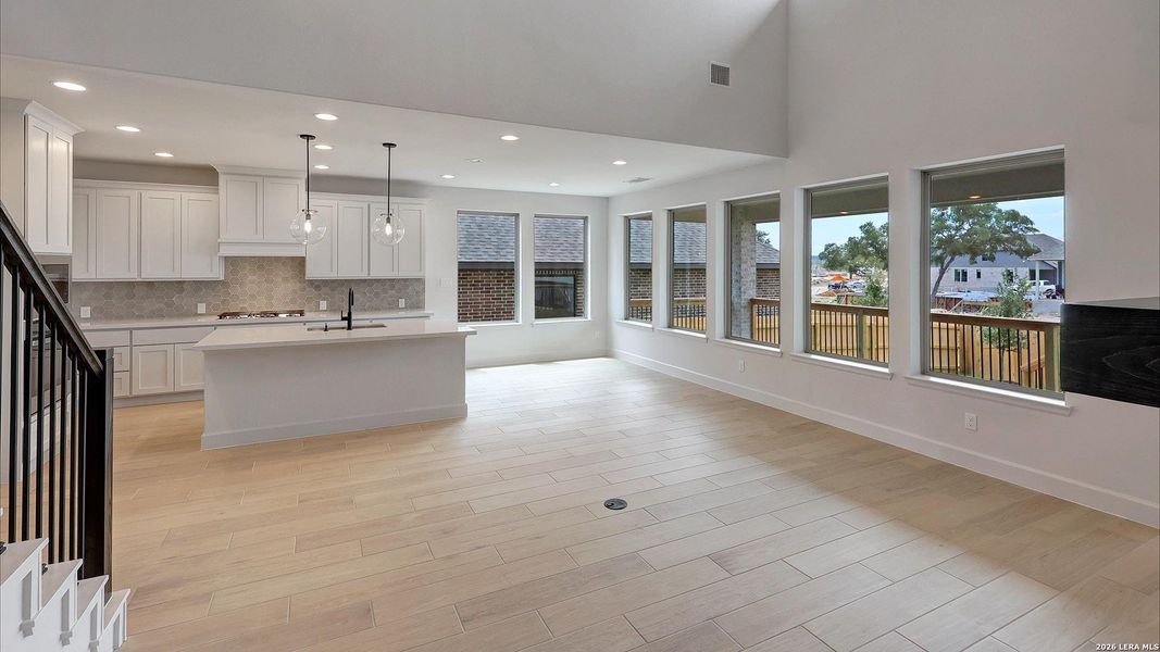 Spacious, unfurnished interior of a new home in Corley Farms, Boerne (Image 20). Spacious, unfurnished interior of a new home in Corley Farms, Boerne (Image 20).
