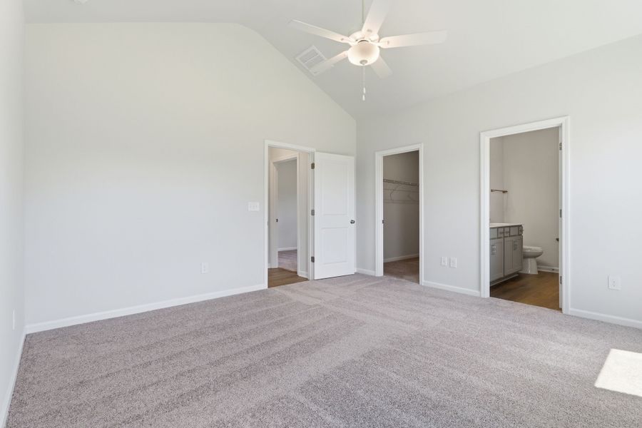 Spacious, unfurnished interior of a new home in Willowbrook, Shelby (Image 19). Spacious, unfurnished interior of a new home in Willowbrook, Shelby (Image 19).