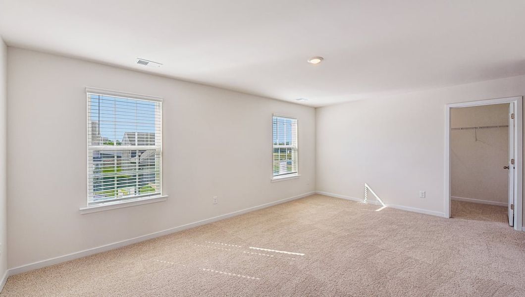 Spacious, unfurnished interior of a new home in The Falls at Newton, Newton (Image 18).