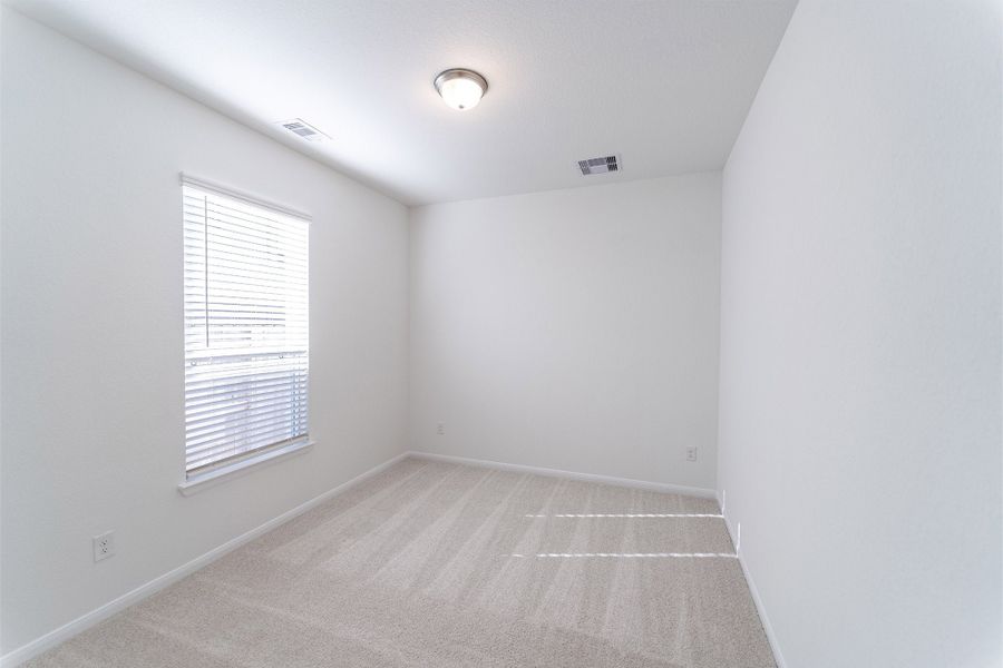 Spacious, unfurnished interior of a new home in Lago Mar, Texas City (Image 20). Spacious, unfurnished interior of a new home in Lago Mar, Texas City (Image 20).