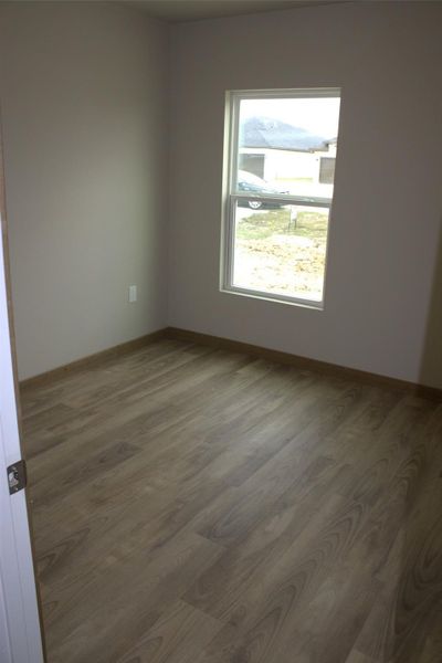 Spacious, unfurnished interior of a new home in , Cleveland (Image 8).