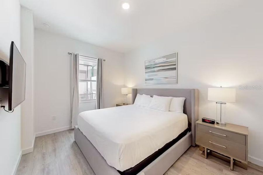 Furnished interior view inside a new home in , Davenport (Image 7).