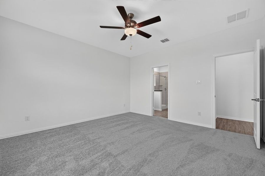 Spacious, unfurnished interior of a new home in River Ridge, Crandall (Image 16).