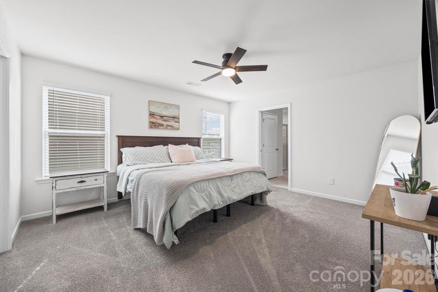 Furnished interior view inside a new home in Fergus Crossing, York (Image 8).