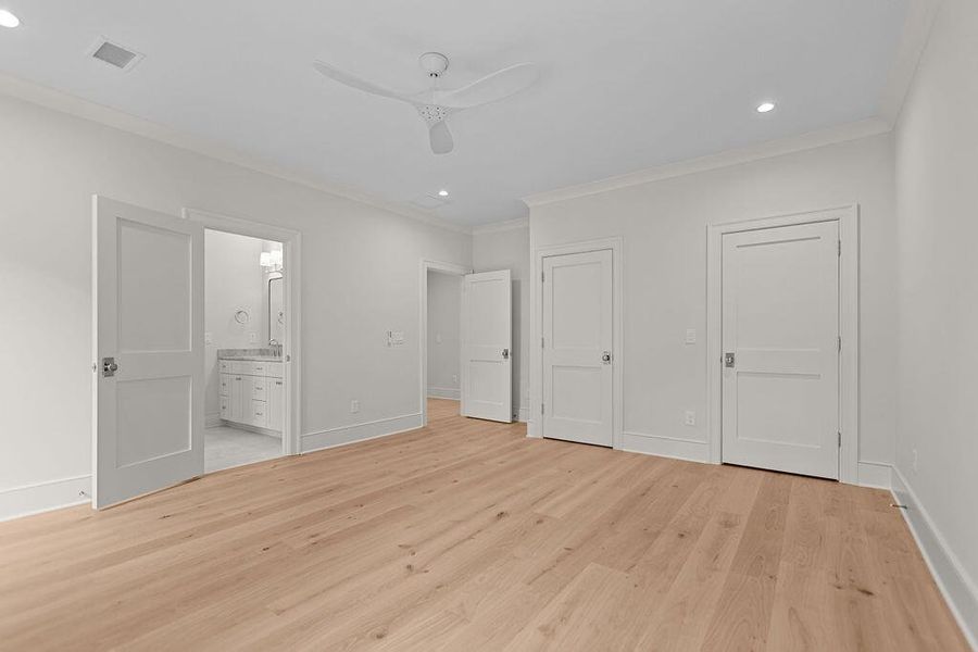 Spacious, unfurnished interior of a new home in , Seabrook Island (Image 41).