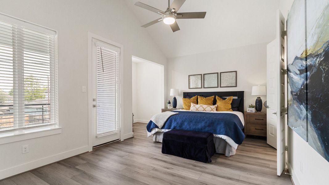 Furnished interior view inside a new home in Shady Acres, Houston (Image 27).