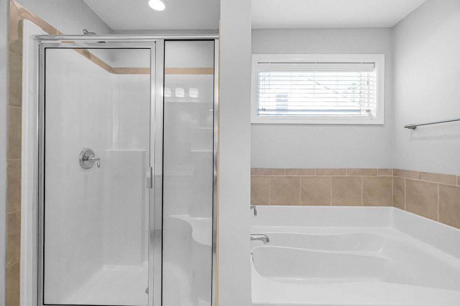 Image 220 representing the Drayton by Caviness & Cates Communities in Bartlett Manor, Youngsville, NC.