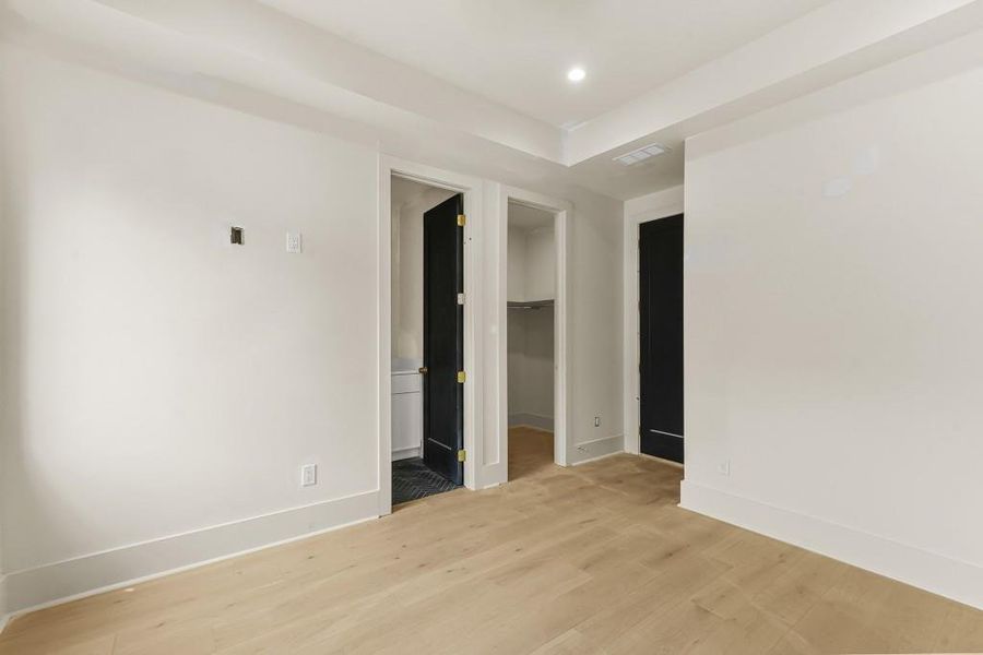 Spacious, unfurnished interior of a new home in , Atlanta (Image 33). Spacious, unfurnished interior of a new home in , Atlanta (Image 33).