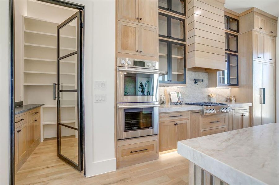 Furnished interior view inside a new home in , Weatherford (Image 35).