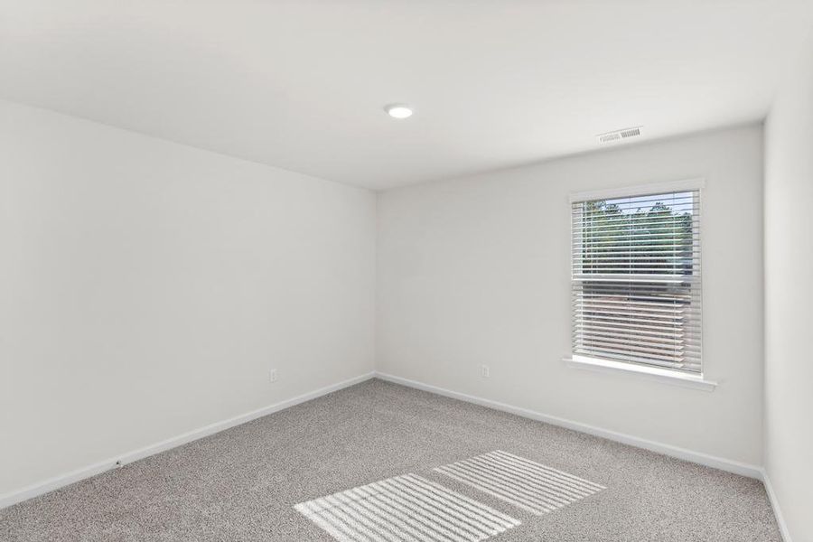 Representative unfurnished interior of a home built from the Karamea by Veranda Homes in Hitchcock Preserve 43', Aiken (Image 28).