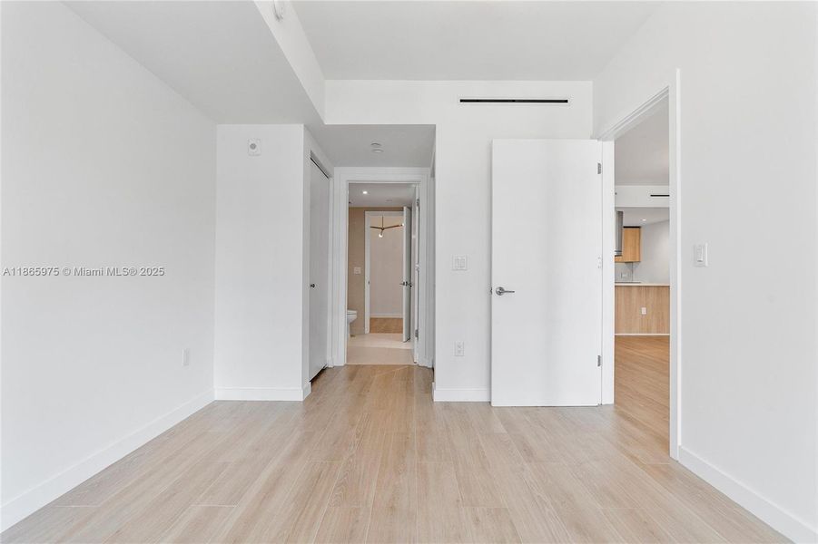 2nd Bedroom 2nd Bedroom