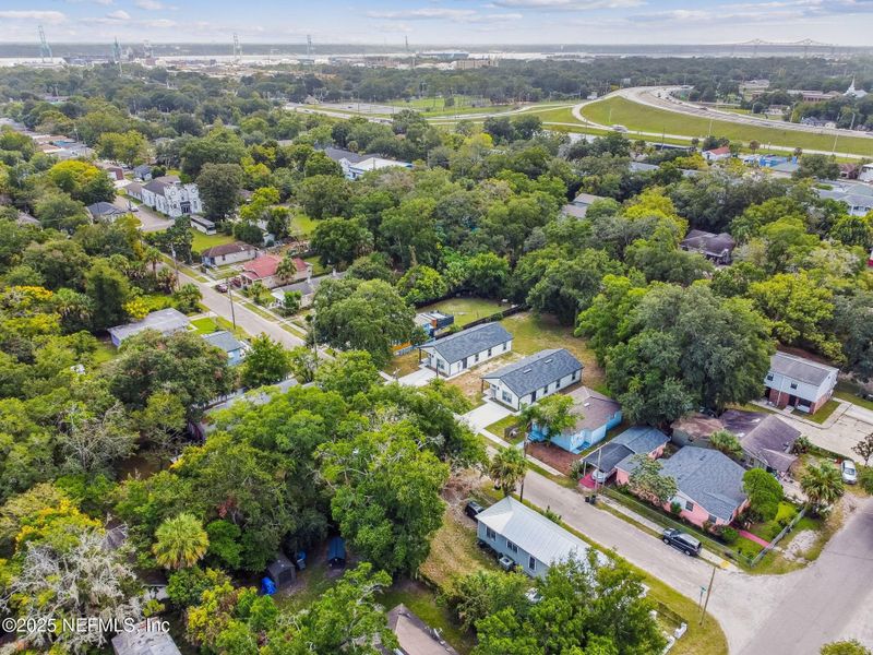 Image 29 of a home in .