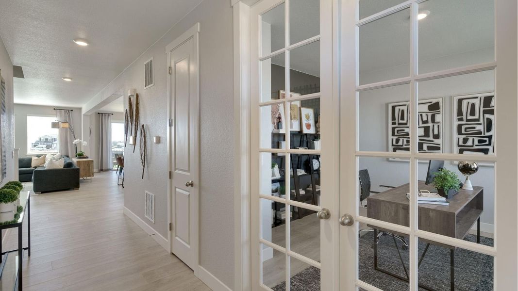Furnished interior view inside a new home in Vantage, Berthoud (Image 15).
