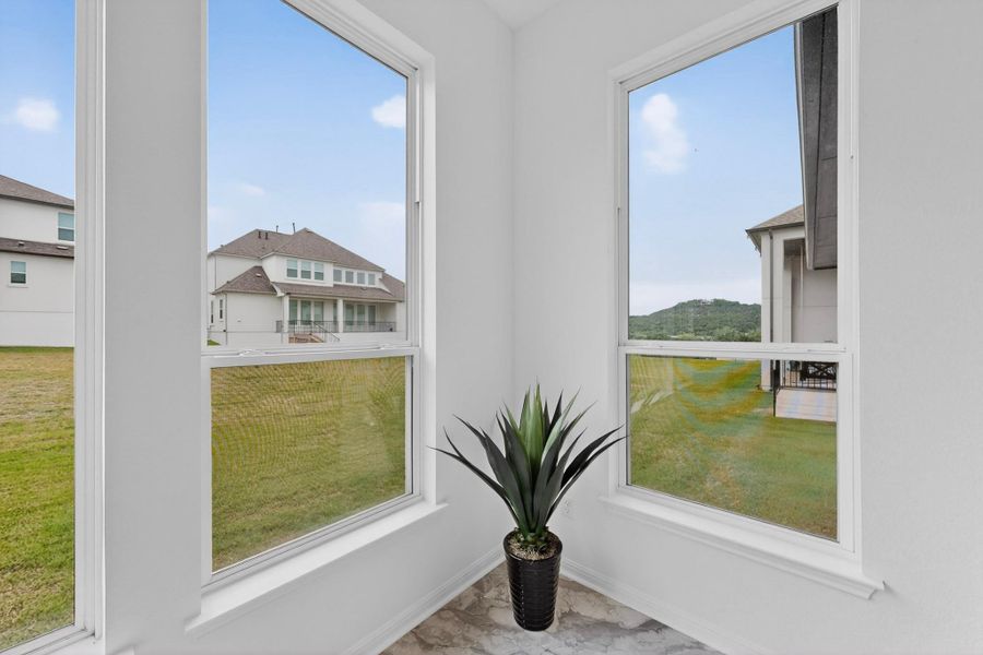 Exterior details and patio area of a home in , Leander (Image 3).