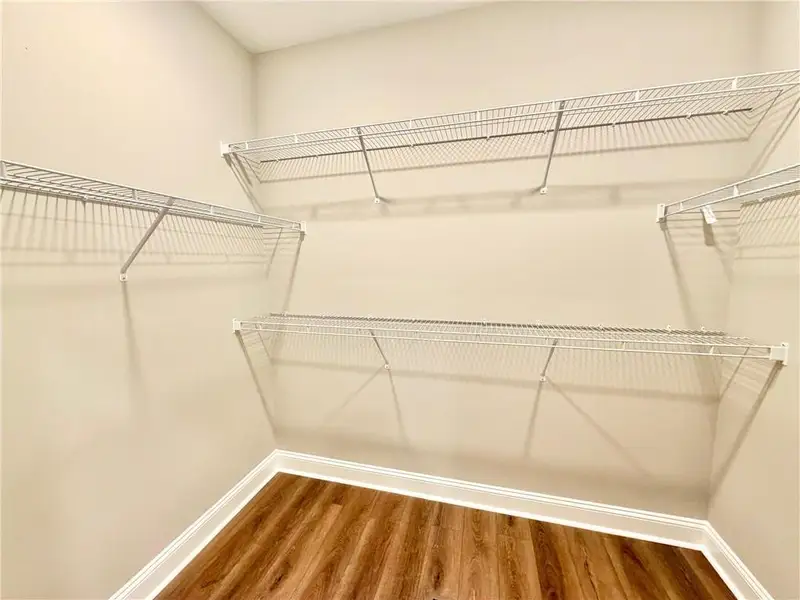 Spacious, unfurnished interior of a new home in , Emerson (Image 16).