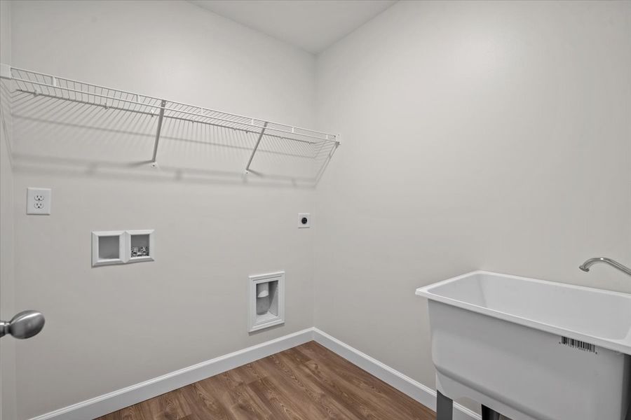 Representative unfurnished interior of a home built from the Fernwood by Enchanted Homes in Guadalupe Heights, Seguin (Image 21).