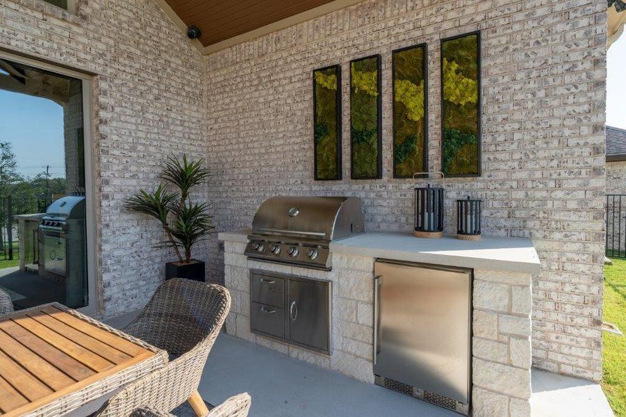 Outdoor kitchen!