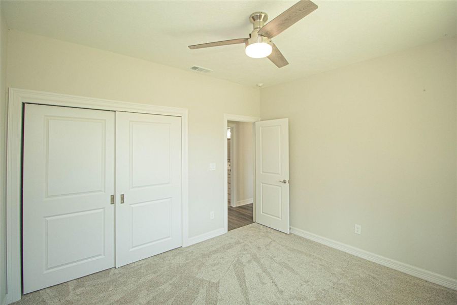 Spacious, unfurnished interior of a new home in , Livingston (Image 23).