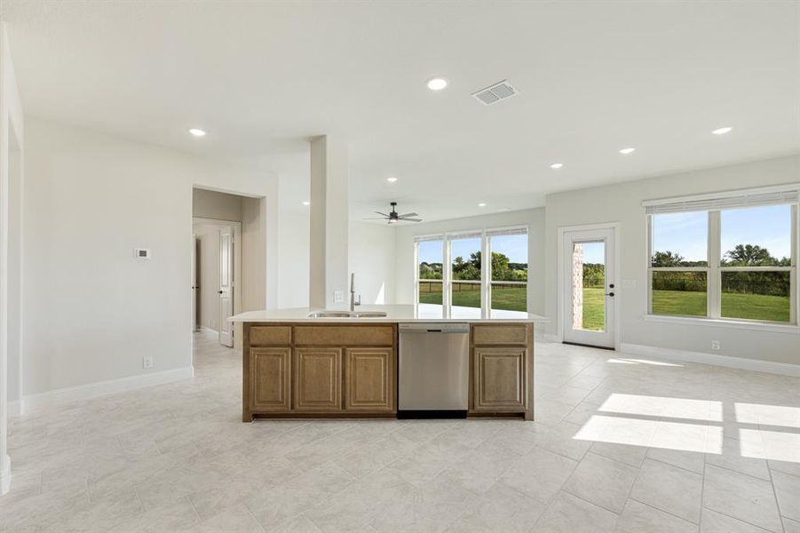Furnished interior view inside a new home in Abe's Landing, Granbury (Image 16). Furnished interior view inside a new home in Abe's Landing, Granbury (Image 16).